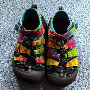 Keen Newport rainbow Tie-Dye
